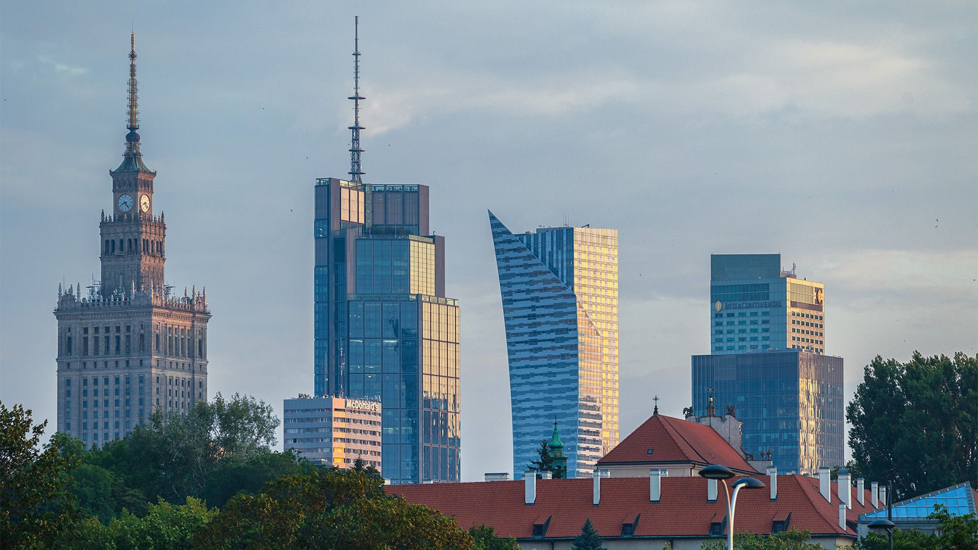 Beyond the Framework: Why Cultural Intelligence in Poland Needs a Current, Local Lens